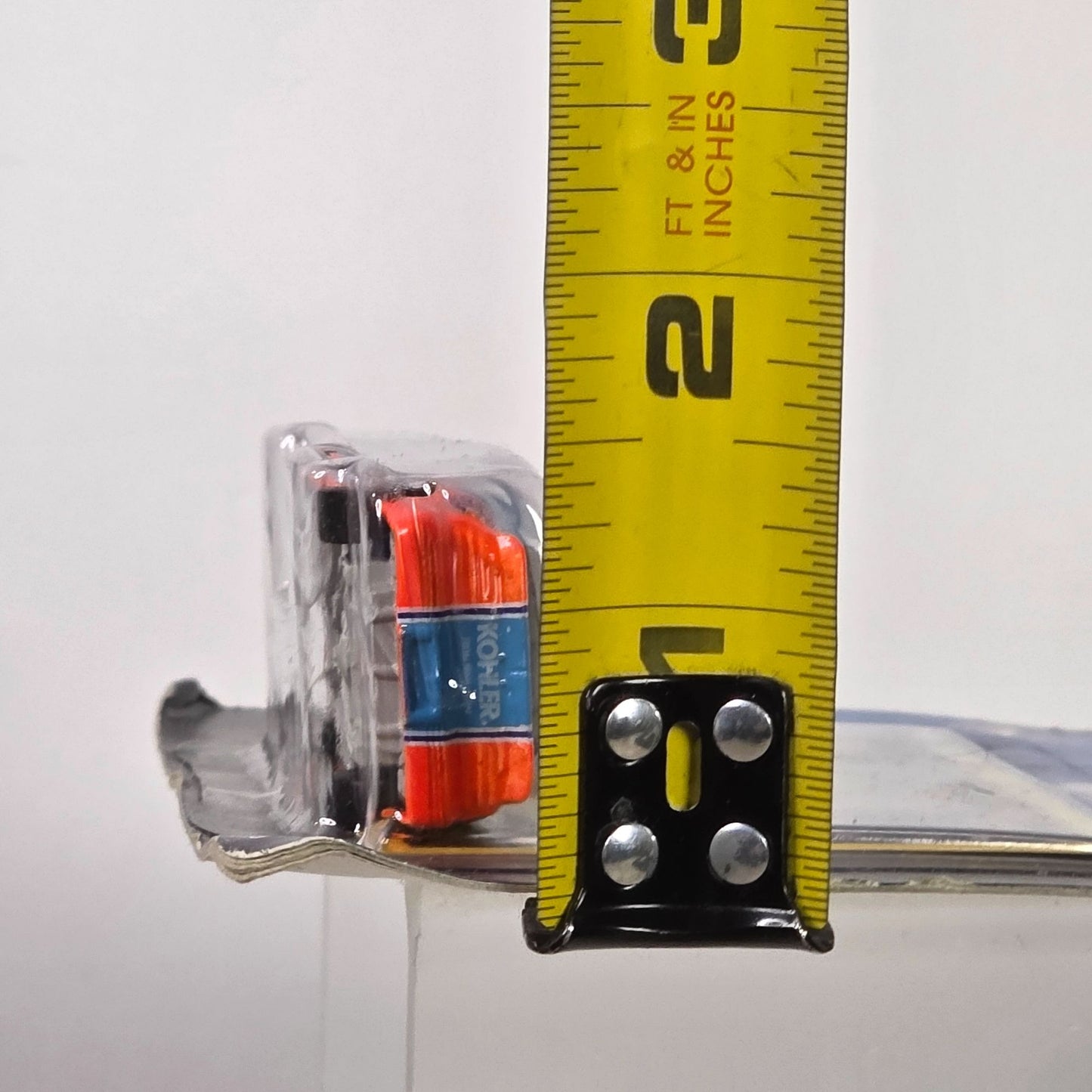 Hot Wheels Pro Racing Bobby Hamilton 1997 Die-Cast Car 1:64 Scale Superspeedway Edition Limited Edition