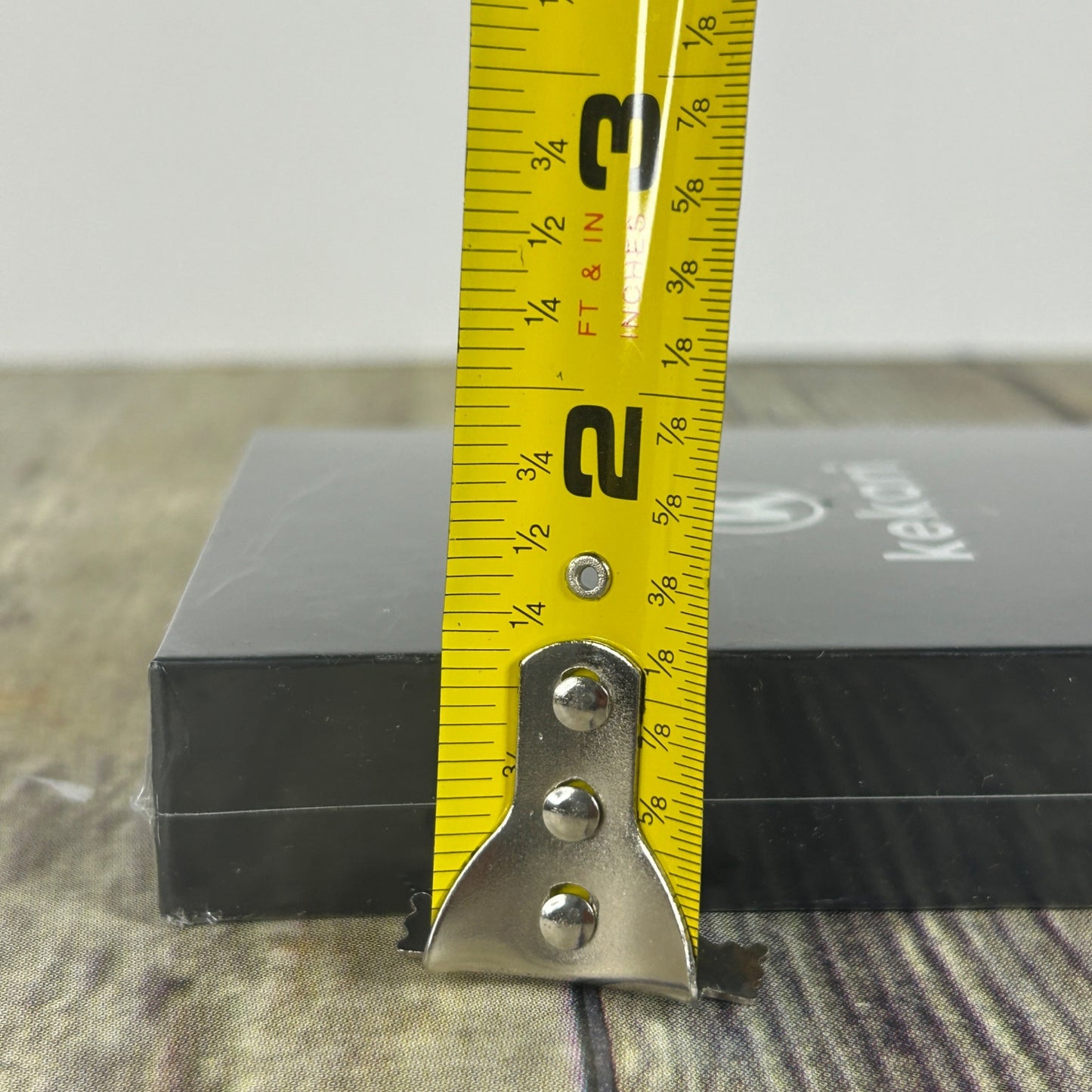 Kekari Slim Minimalist Pop Up Card Holder Wallet RFID Blocking Holds Up To 6 Cards Expandable Cash Strap Aluminum & Leather