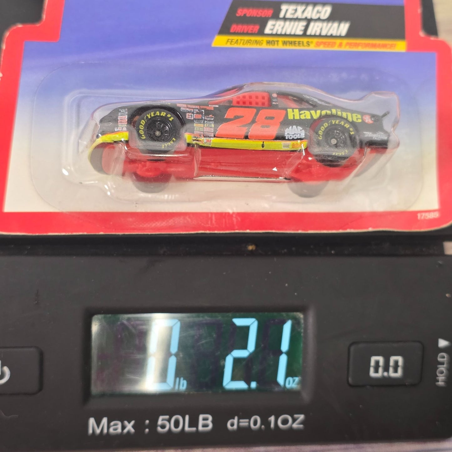 Hot Wheels 1997 Edition Pro Racing Ernie Irvan #28 Die-Cast Car
