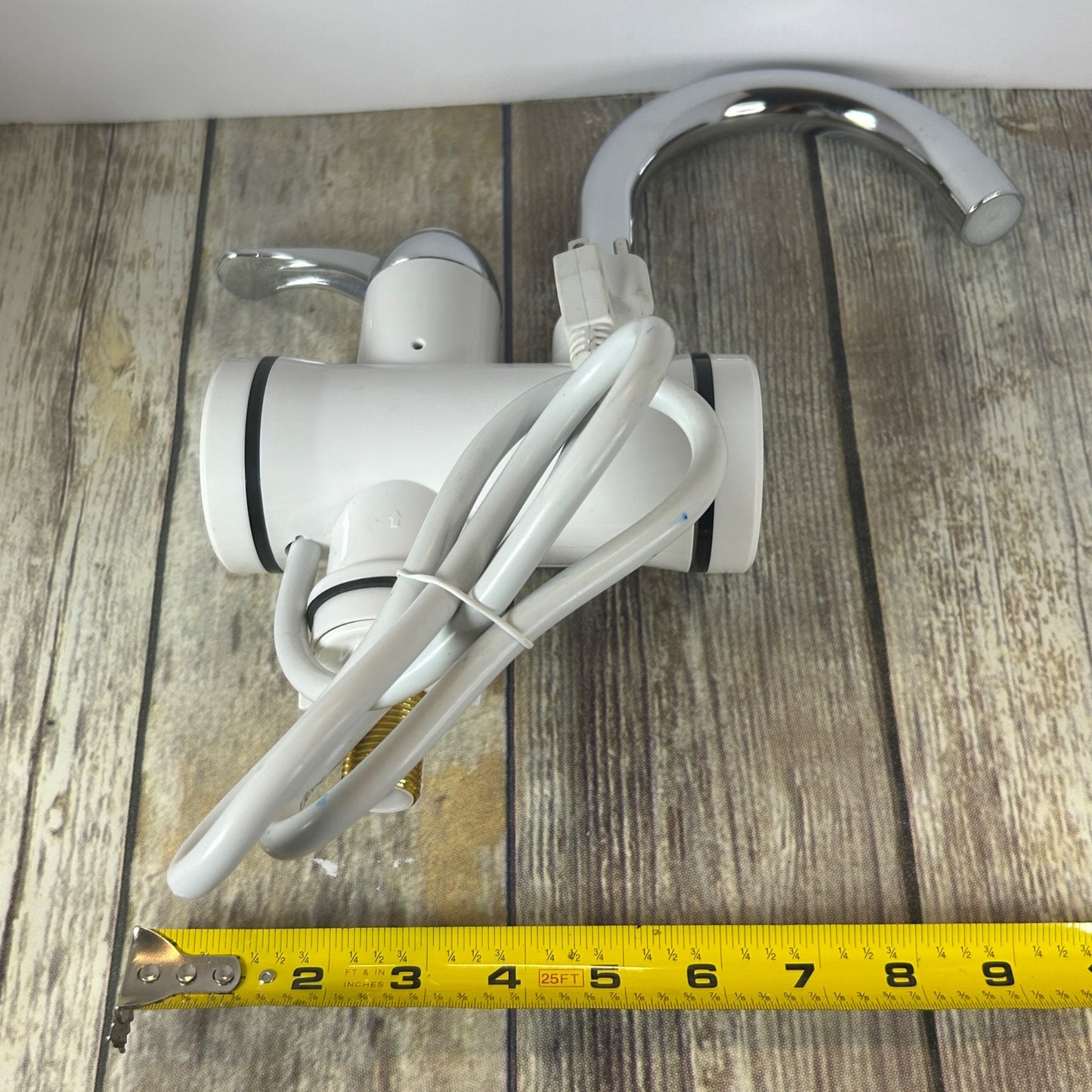 Instant Electric Hot Water Faucet With Temperature Display 3000W 220V ABS & Stainless Steel IPX4 Rating