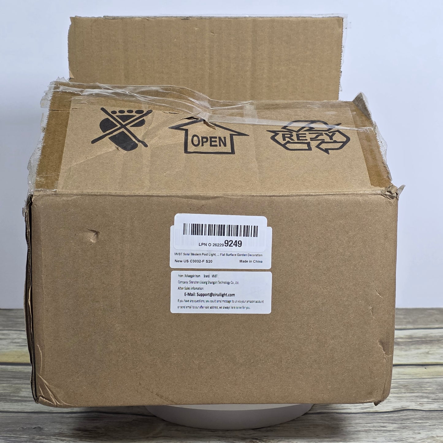 NIOB New MVBT Solar Modern Post Light Flat C3032-F S20