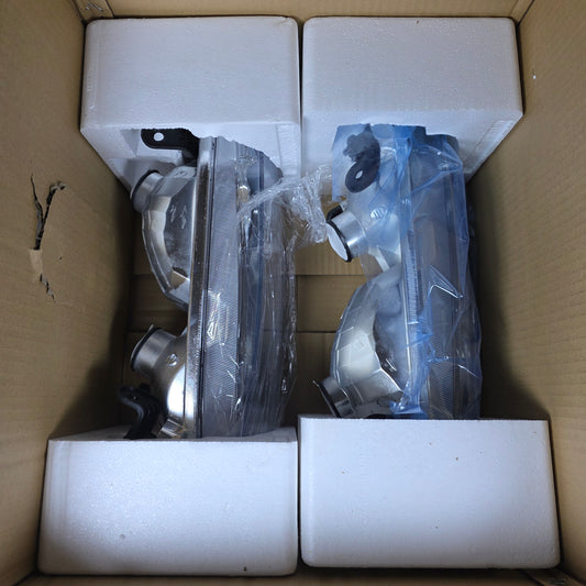 NIOB New Front Headlight Pair + Turn Signal Light Left + Right 2000-2001 Toyota Camry TCA0000885