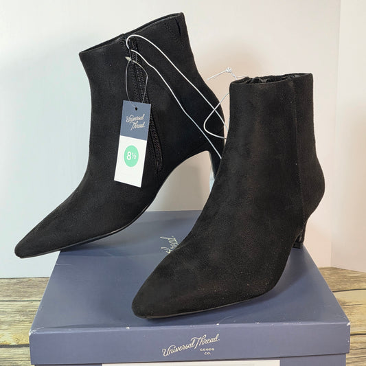 NIB New Universal Threads AE951 Taylor Boots Black Heels Women's 8.5