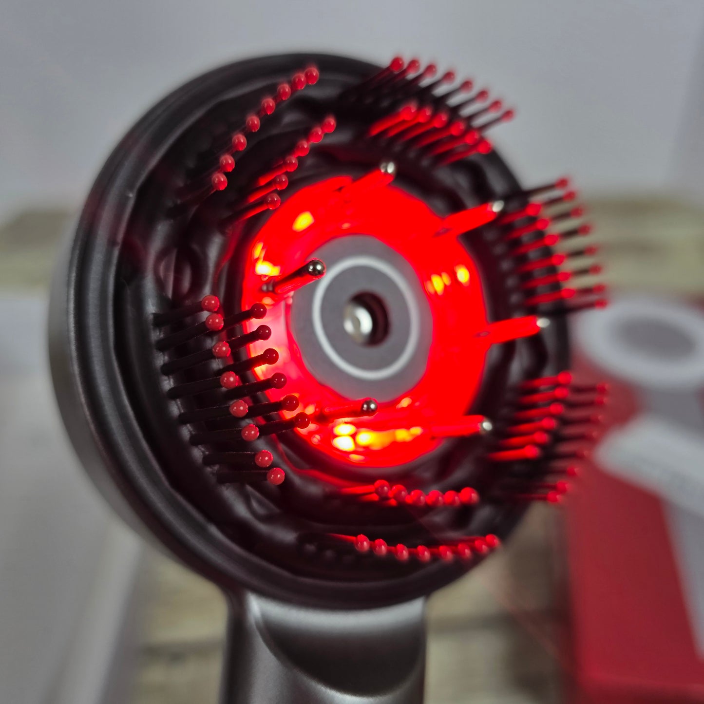 New Scalp Massager RoHS VitalEve Revolving Hair Oil Applicator