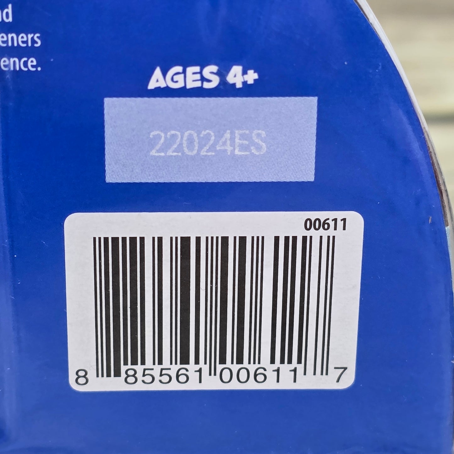 NIP New Littlest Pet Shop 2024 Generation 7 Winter Wonderland Figure 2-Pack