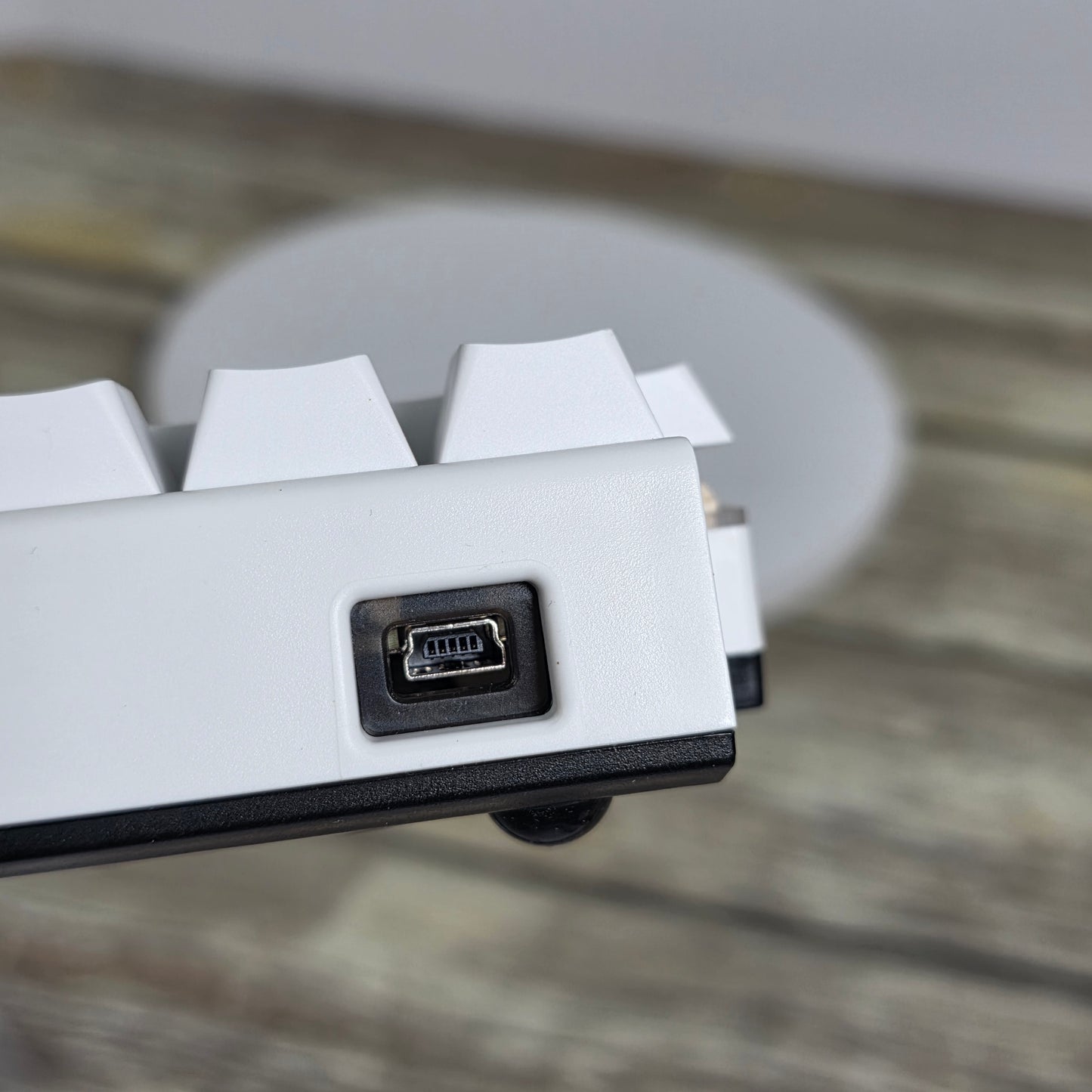 NIB New NocFree Lite Split Wireless Mechanical Bluetooth Keyboard White ASNI