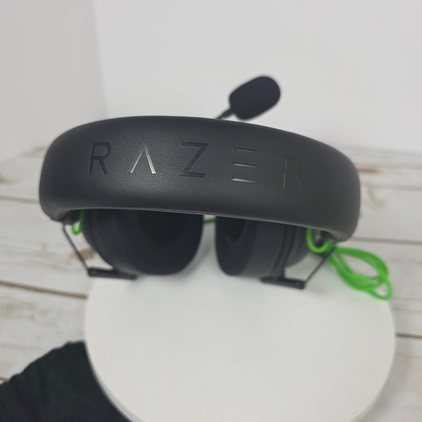 New w/ Bag Razer BlackShark V2 X Gaming Headset: 7.1 Surround Sound, 50mm Drivers, Memory Foam Cushion, For PC, PS4, PS5, Switch, 3.5mm Audio Jack, Black