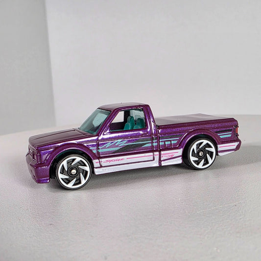 Hot Wheels 1991 GMC Cyclone Purple & White Die-Cast Truck 1:64 Scale