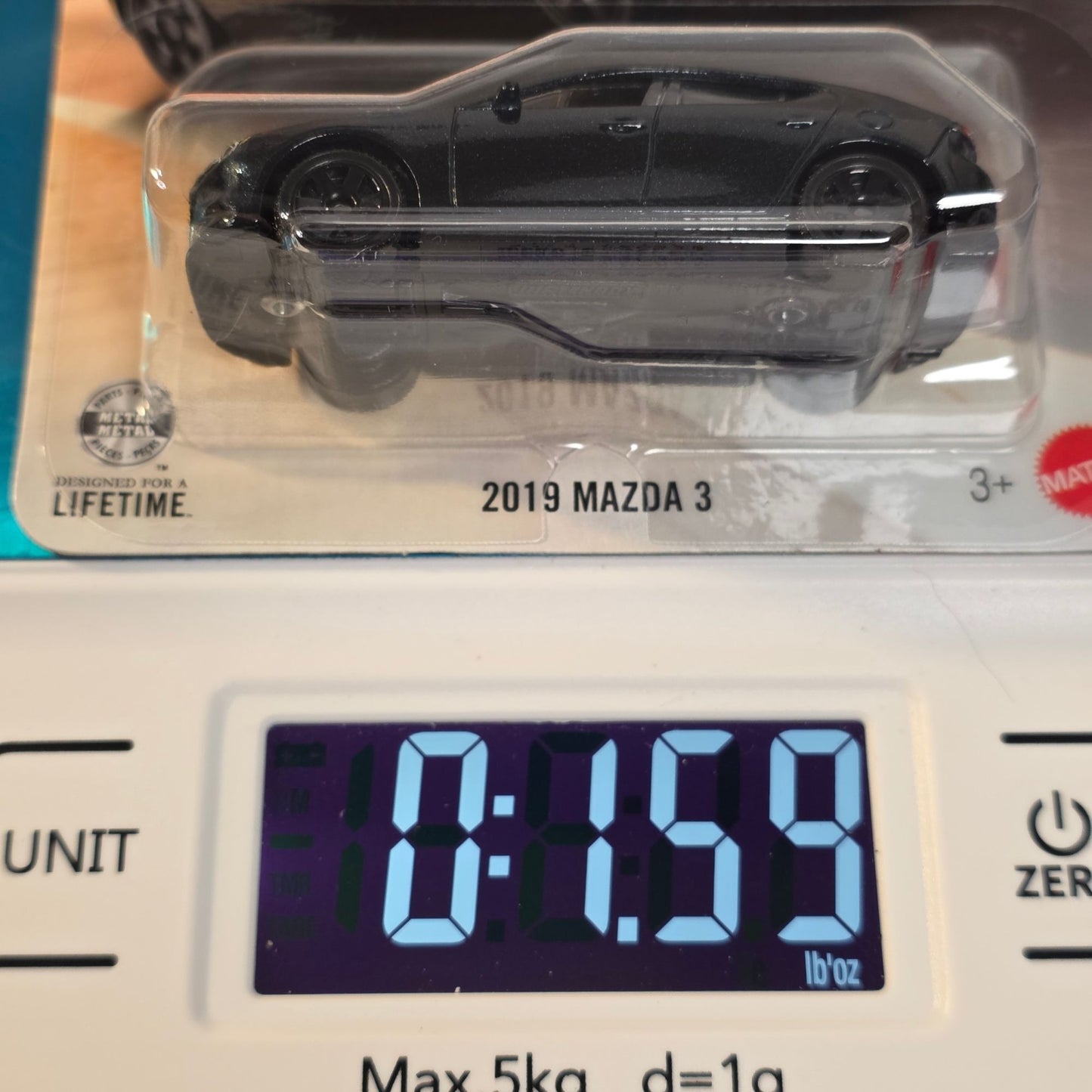 Matchbox 2019 Mazda 3 Die-Cast Car Toy 1:64 Scale