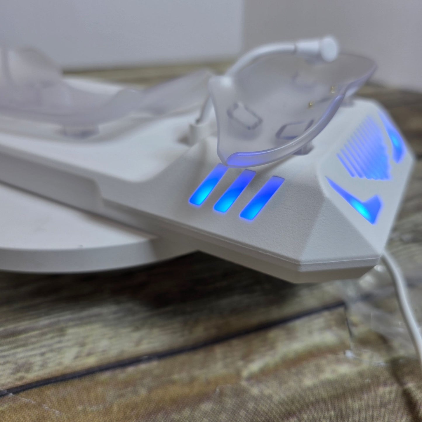 Charging Dock for Meta Quest 3/Quest 3S, Magnetic Charging Station for Oculus Quest 3 VR Headset & Controllers, with 2 Rechargeable 2100mAh Batteries, USB-C Charger and Cable, Supports LED Indicator