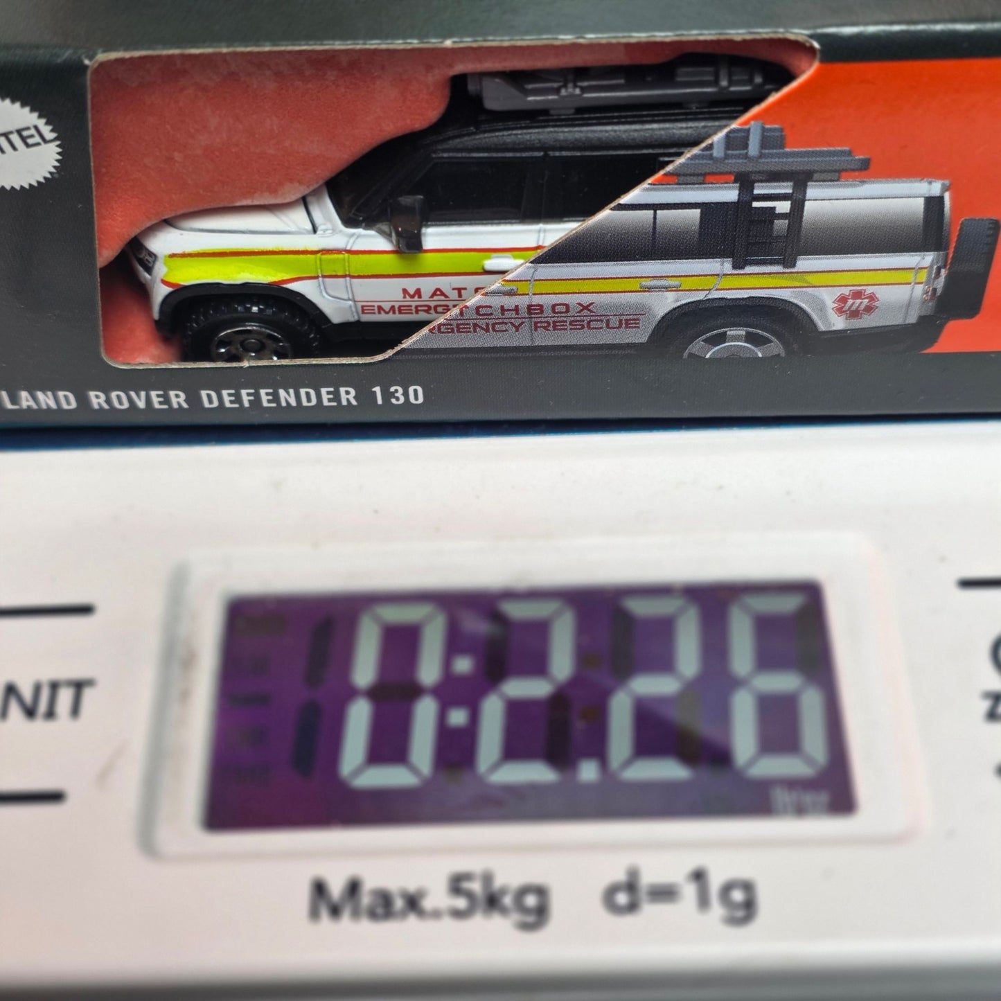 Matchbox Moving Parts Land Rover Defender 110 Police New MOC
