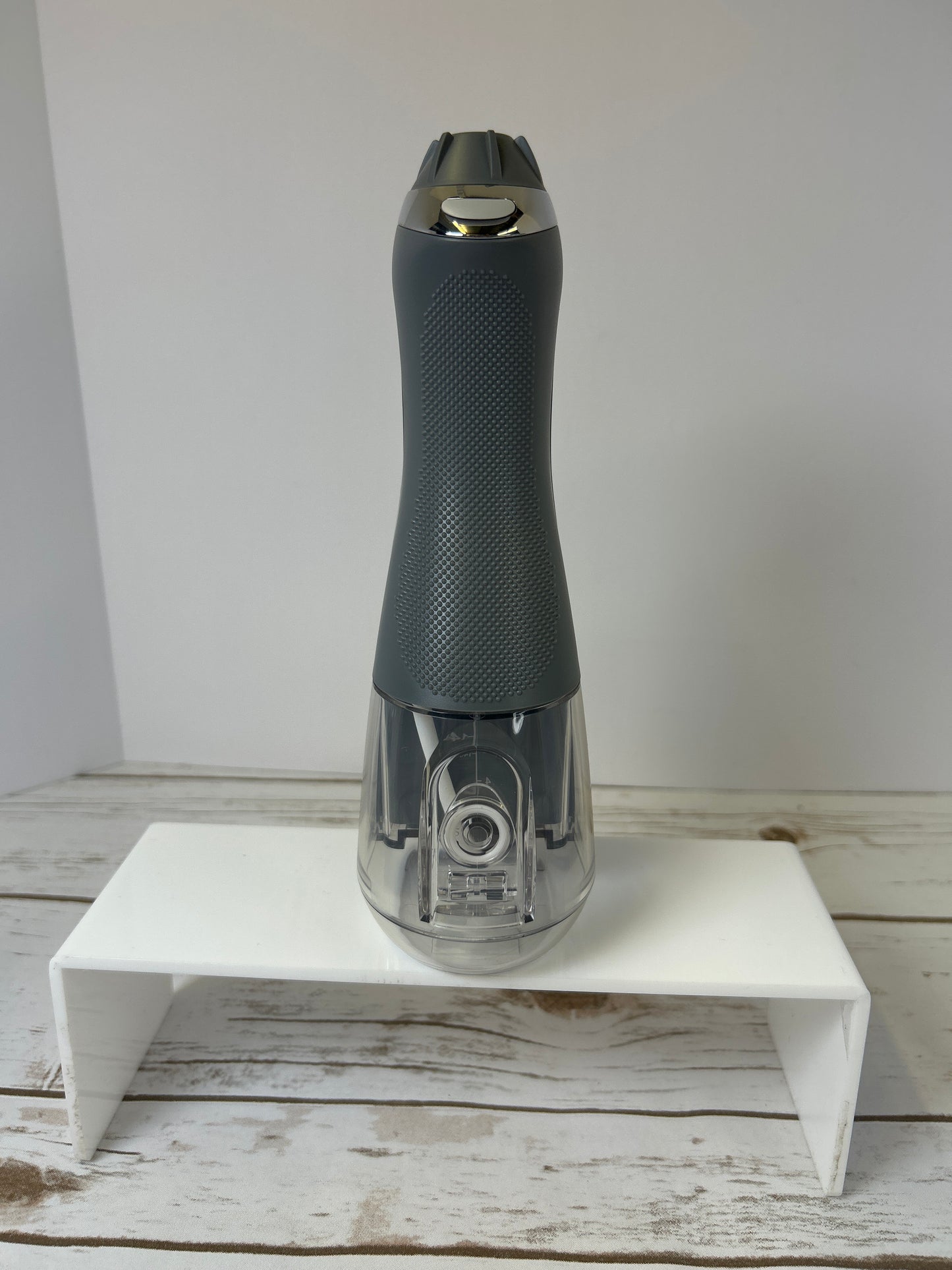 Waterpik Cordless Advanced 2.0 Water Flosser For Teeth, Gums, Braces, Dental Care With Travel Bag and 4 Tips, ADA Accepted, Rechargeable, Portable, and Waterproof, Gray WP-587