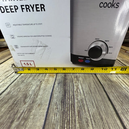Cooks Stainless Steel Deep Fryer 1.5L With Adjustable Temperature Control & Odor Filter