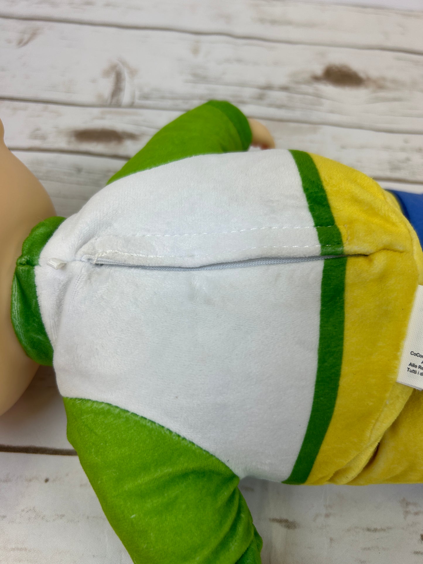 CoComelon Snack Time JJ Plush Doll Apple Sings “Yes Yes Vegetables” Song Phrases