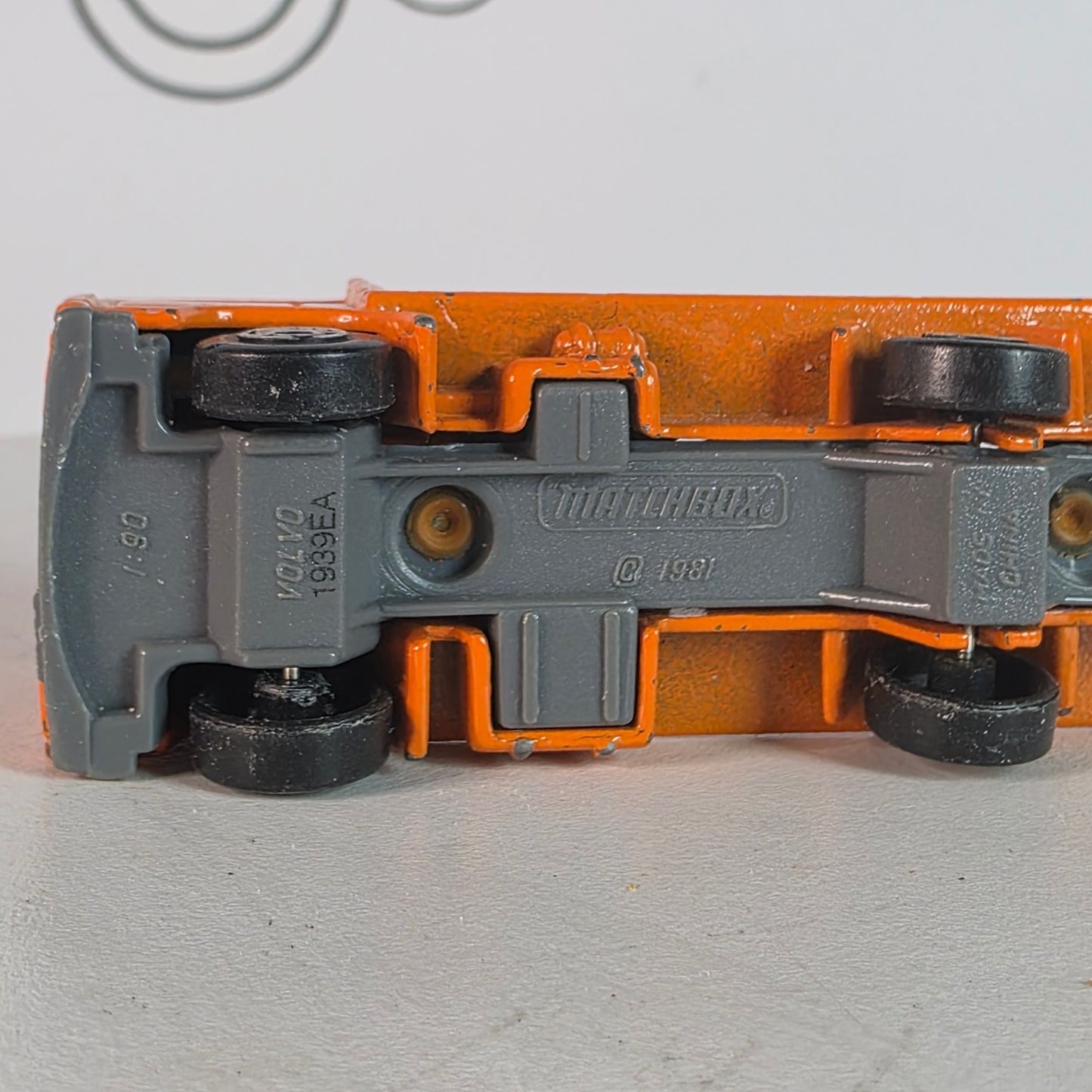 Vintage 1981 Matchbox Volvo Flatbed Truck Orange Loose ©1981