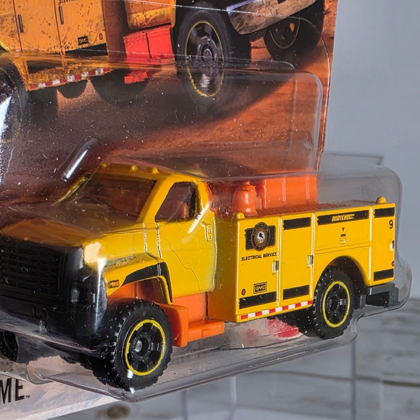 Matchbox 2023 GMC 3500 Utility Truck 47/125 Die-Cast Model