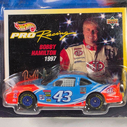 Hot Wheels Pro Racing Bobby Hamilton 1997 Die-Cast Car 1:64 Scale Superspeedway Edition Limited Edition
