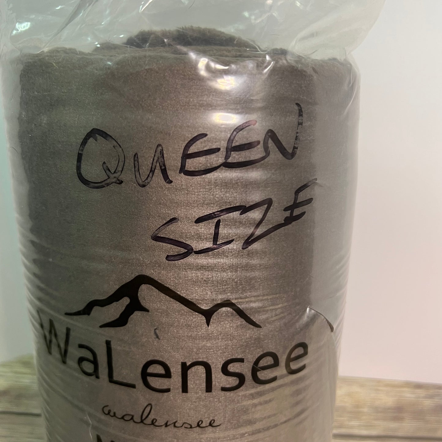 New WaLensee Soft Microfiber Blanket Queen Size Brown