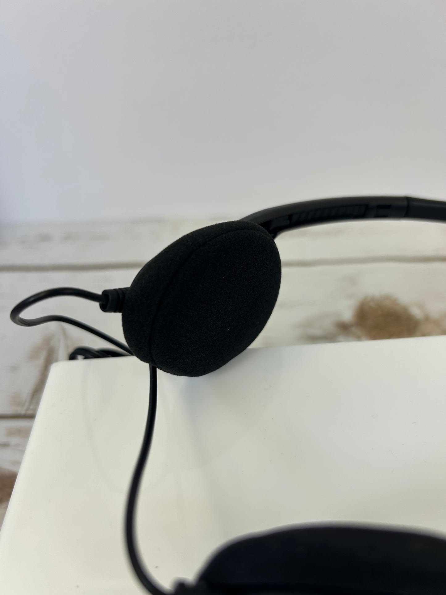 SuperEar Personal Sound Amplifier, Pocket Sound Amplifier, Headphones Plus SE7500