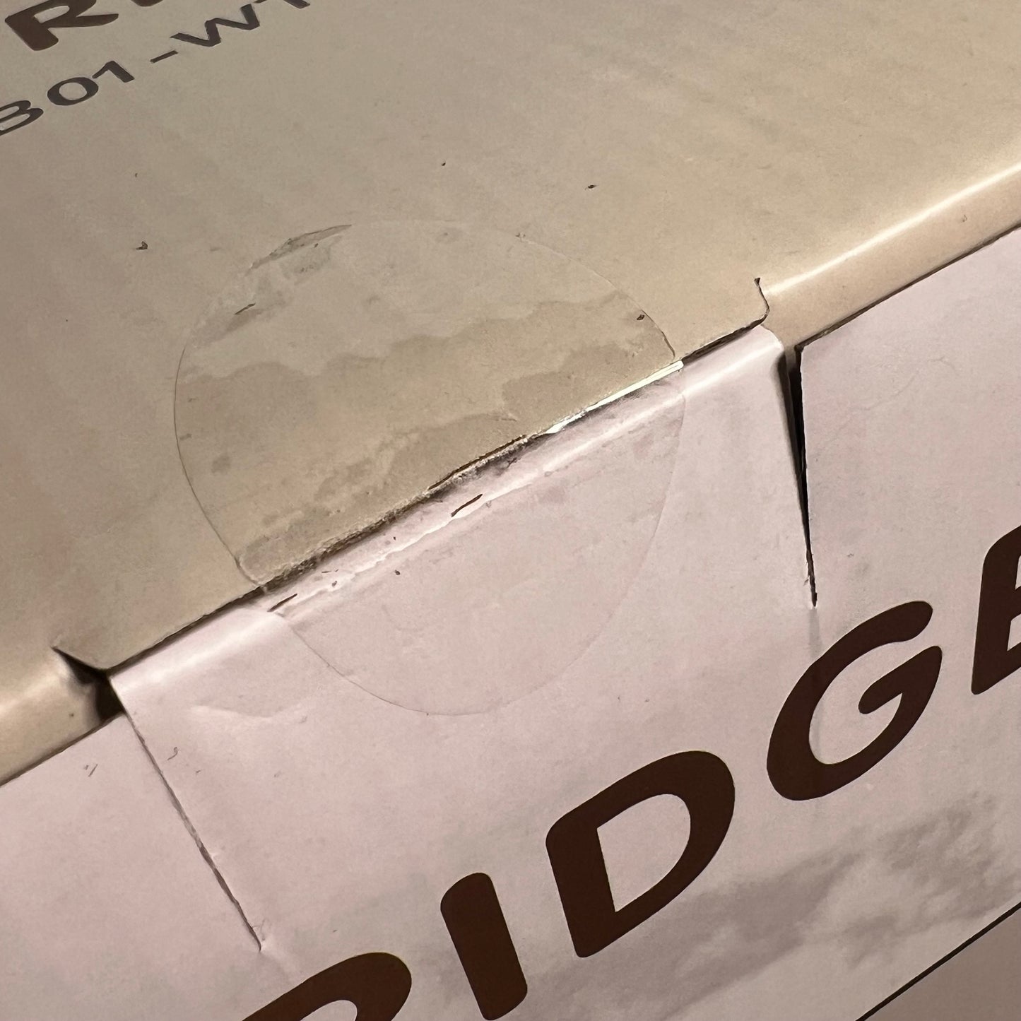 Mini Fridge EAM-CZB01-WT Skincare Fridge Refrigerator