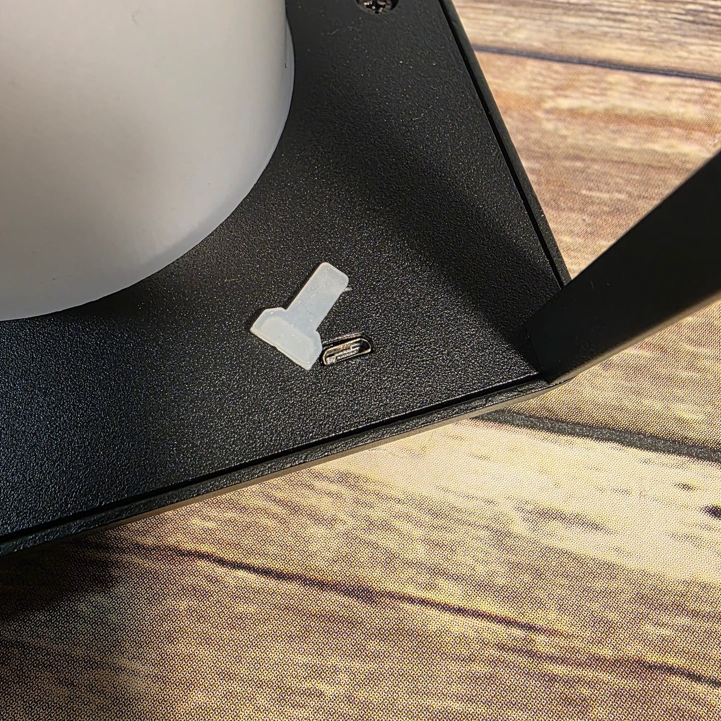 NIOB New BRIMMEL Splendara Outdoor Rechargeable Light 350 Lumens 3 Settings