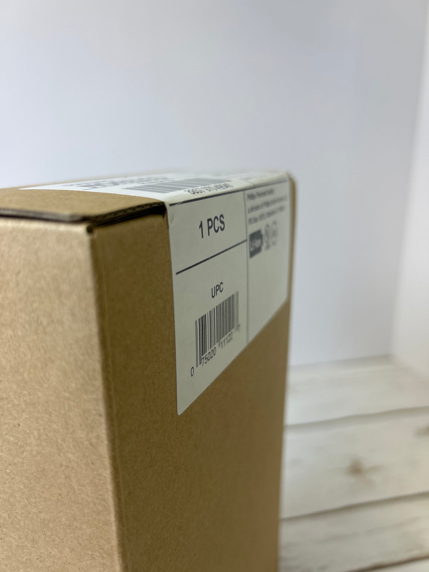 NIB New Philips Norelco Multigroomer All-in-One Trimmer Series 7000, 23 Piece Mens Grooming Kit, Trimmer for Beard, Head, Body, and Face, NO Blade Oil Needed, MG7750/49