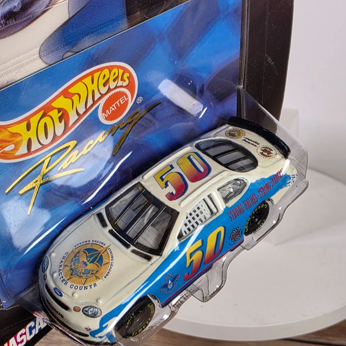 Hot Wheels Mattel 1999 Daytona 500 NASCAR Racing Car