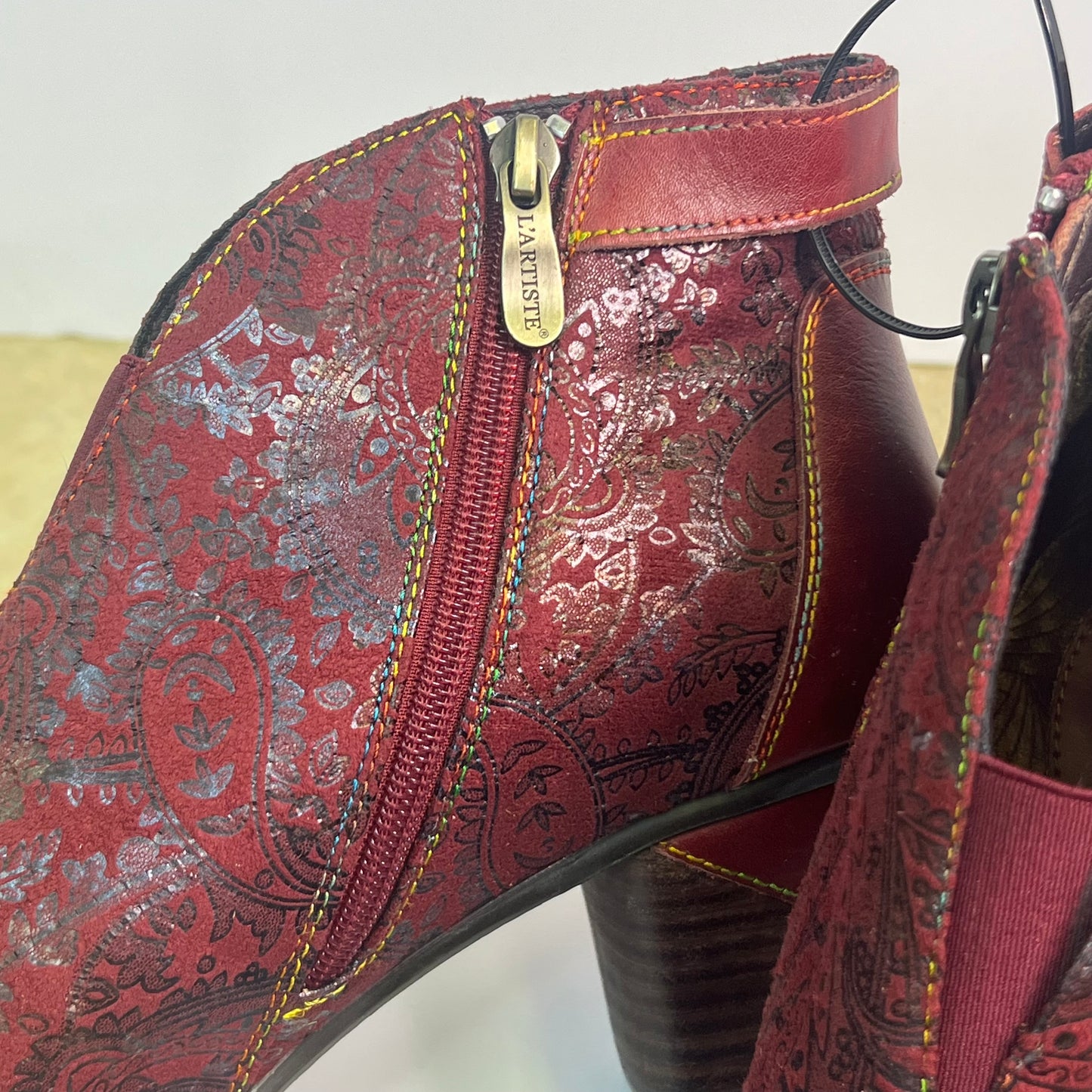 New L'Artiste Women’s Red Calming Bootie Size EU 41 US 9.5
