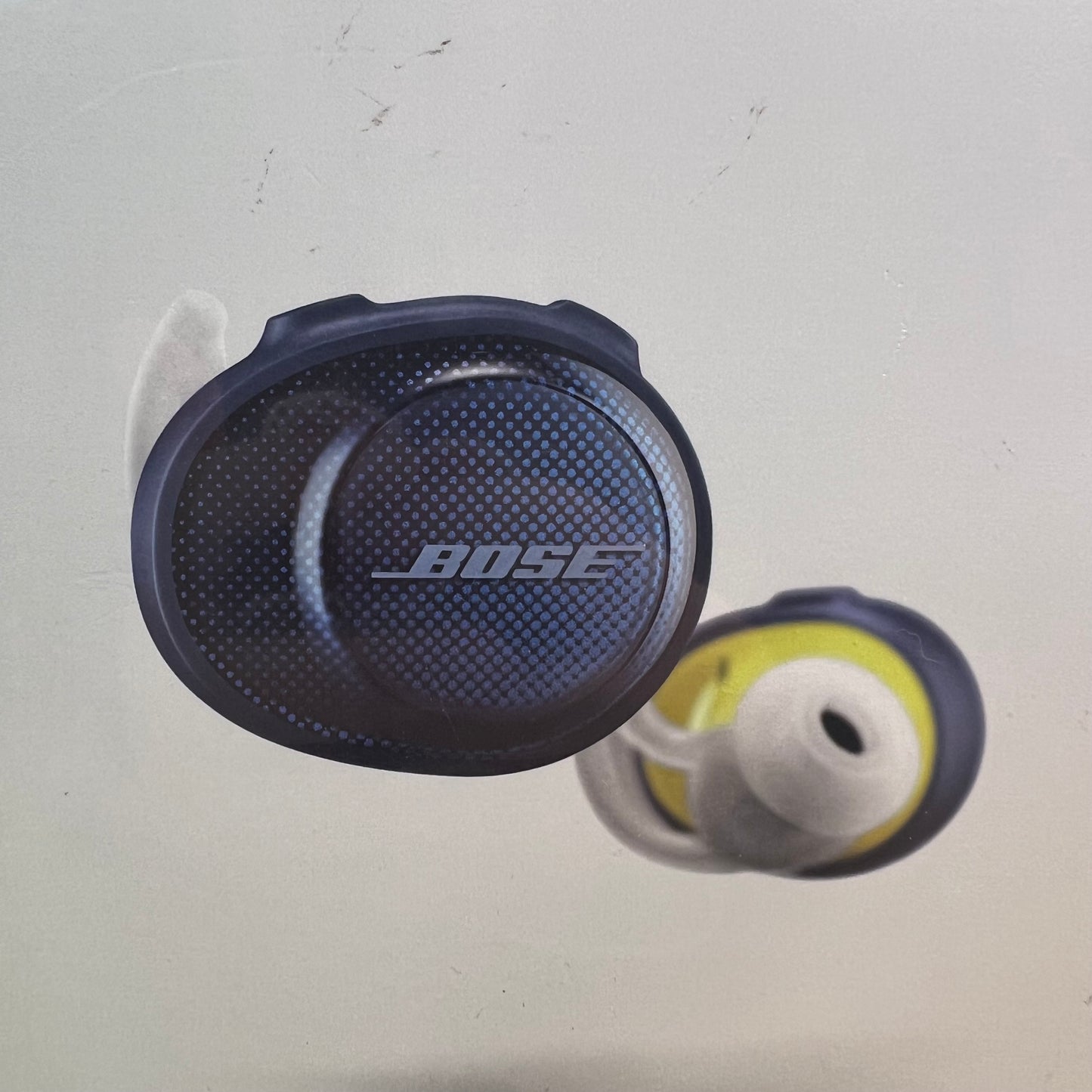 NEW NIB BOSE SoundSport Free Wireless EarBuds Headphones