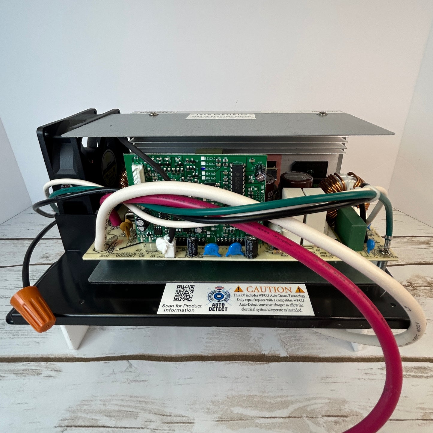 NIOB New WFCO WF-8955-AD-MBA Main Board Assembly for WF-8900-AD Series Power Center 55 Amp Black