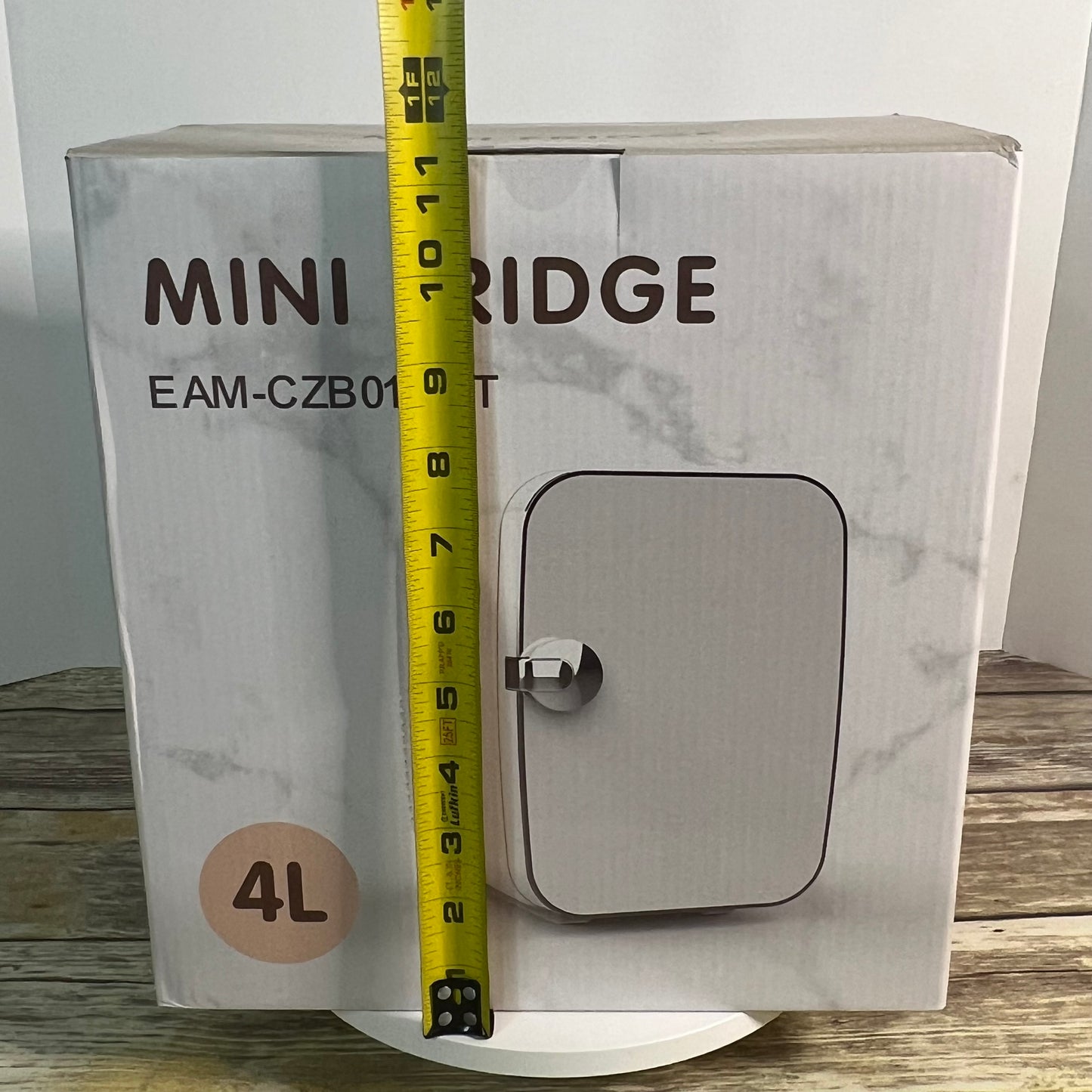 Mini Fridge EAM-CZB01-WT Skincare Fridge Refrigerator