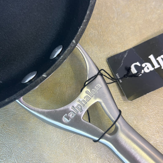 New NWT Calphalon Contemporary Nonstick 10-inch Omelet Pan