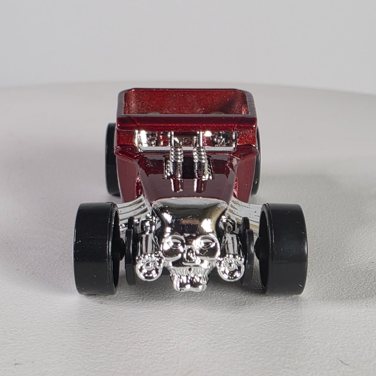 2005 Hot Wheels Bone Shaker Red Die-Cast Car With Skull Grill & Chrome Details