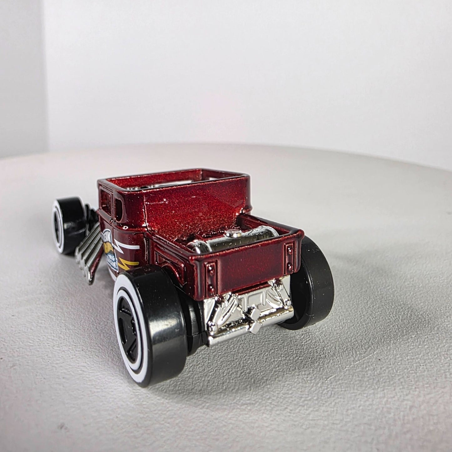 2005 Hot Wheels Bone Shaker Red Die-Cast Car With Skull Grill & Chrome Details