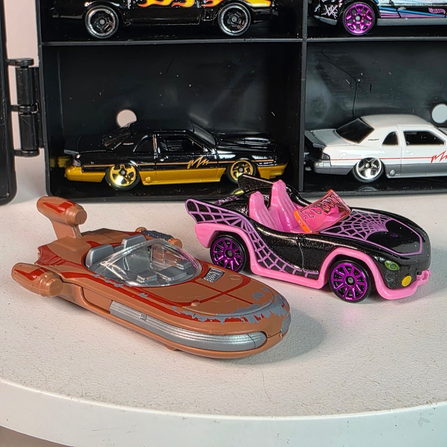 Hot Wheels Screen Time Collectors Custom 12 Pack