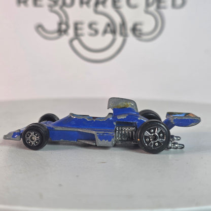 Vintage Yatming Tyrrell Elf F1 Diecast Toy Car Blue Model No. 1070 Made In Hong Kong Pre-Owned Collectible