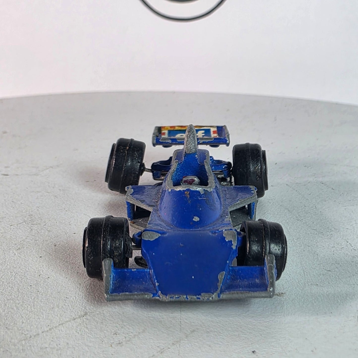 Vintage Yatming Tyrrell Elf F1 Diecast Toy Car Blue Model No. 1070 Made In Hong Kong Pre-Owned Collectible
