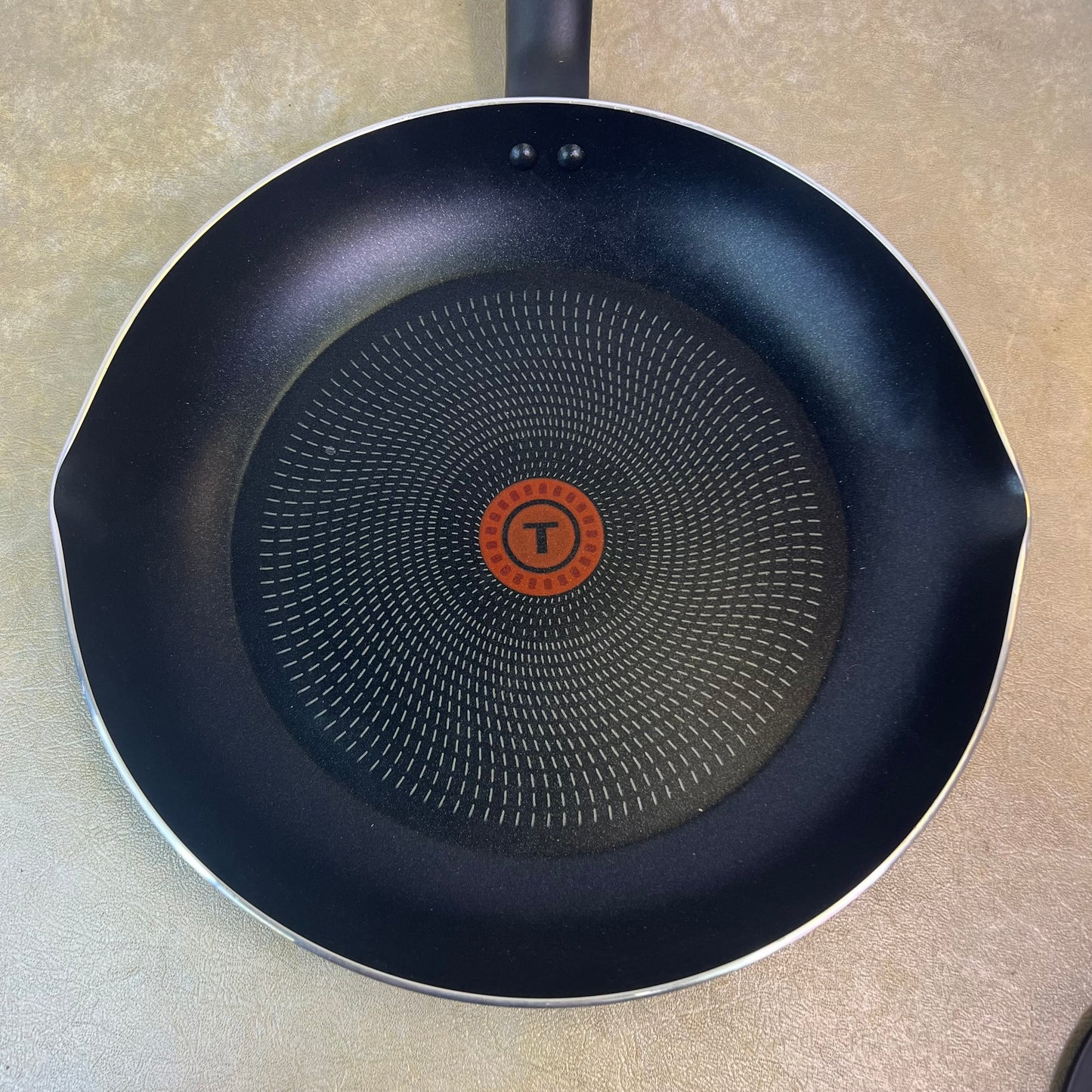 New T-fal Initiatives Heat Mastery Skillet Cooking Pan 12 inch