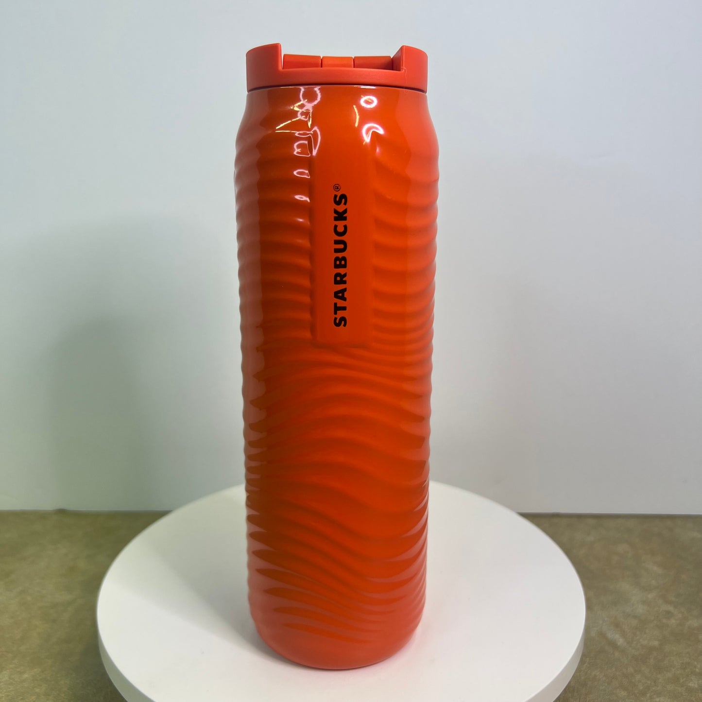 New NWT Starbucks Orange Wave Tumbler (16 oz)