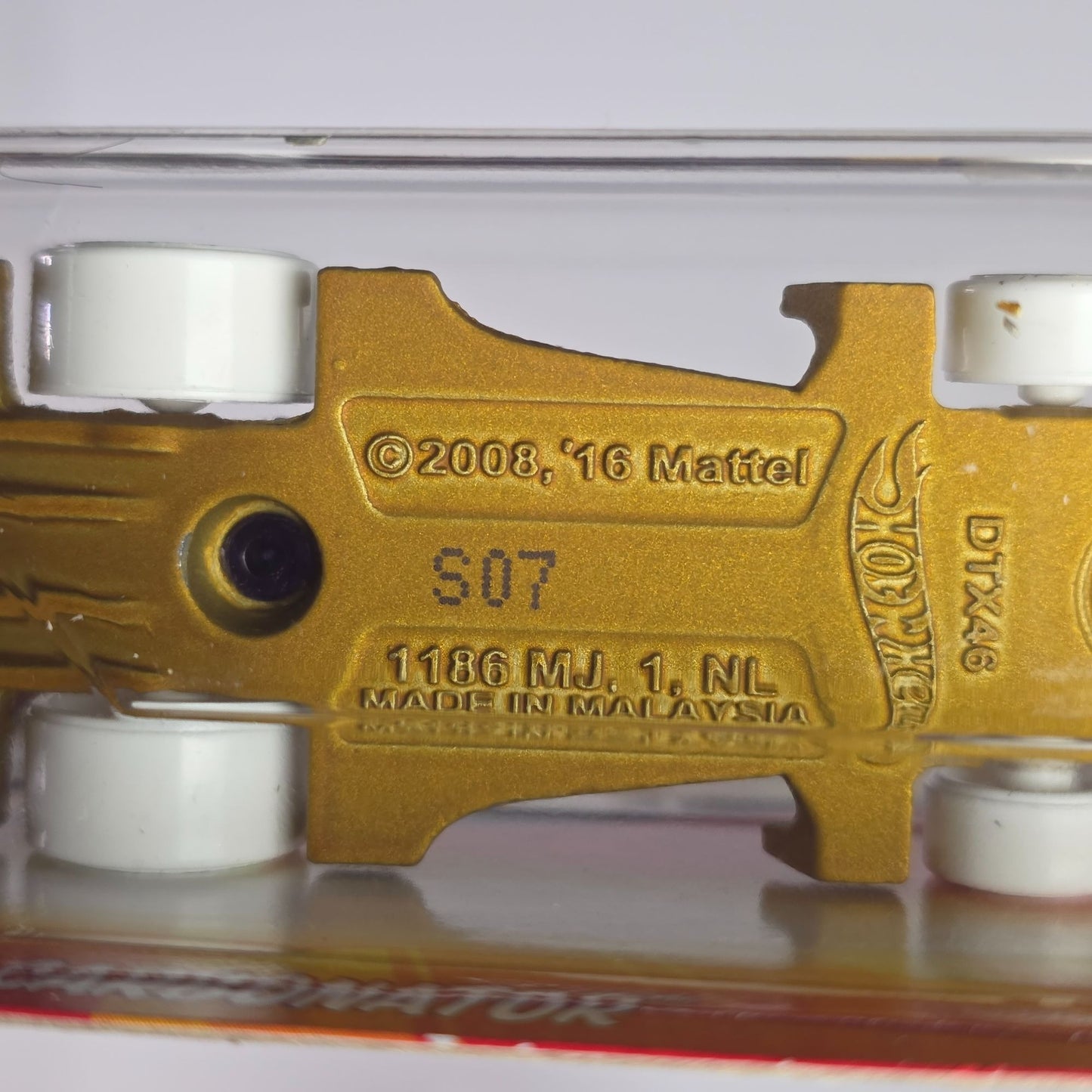 Hot Wheels Carbonator New Year 2024 1:64 Diecast Car Collectible