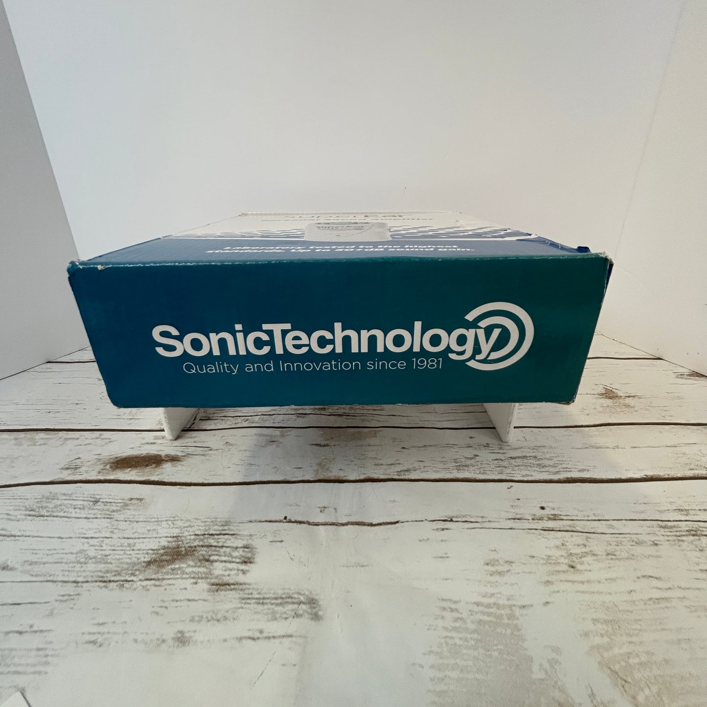 SuperEar Personal Sound Amplifier, Pocket Sound Amplifier, Headphones Plus SE7500