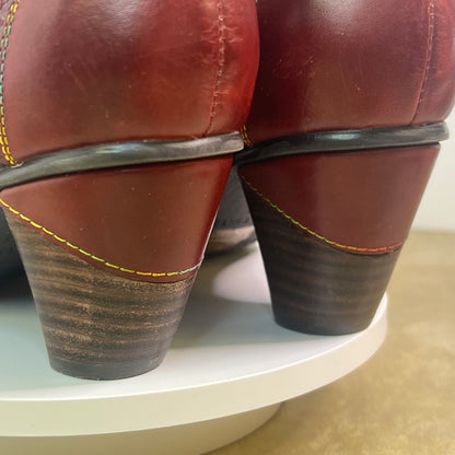 New L'Artiste Women’s Red Calming Bootie Size EU 41 US 9.5