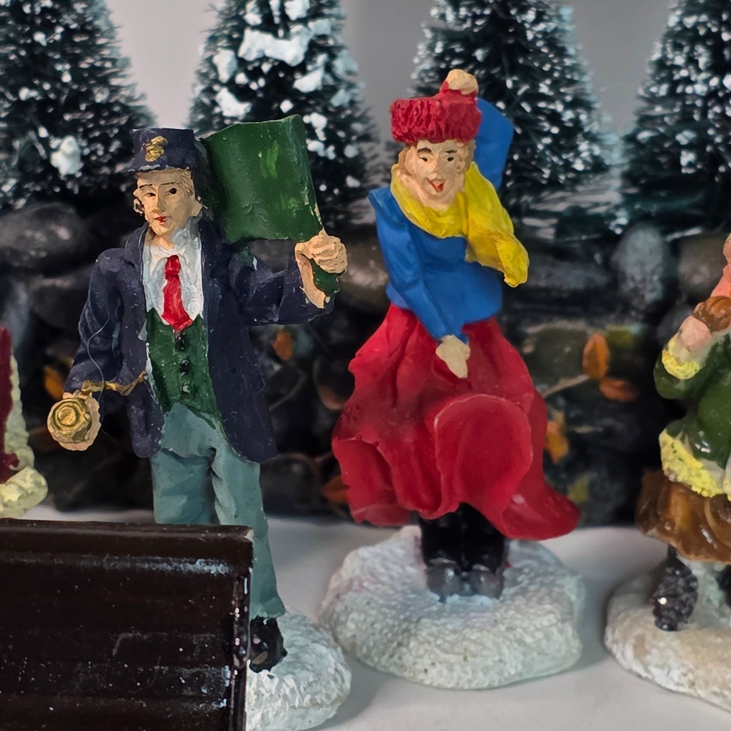 Lemax Victorian Christmas Village Figurines Set