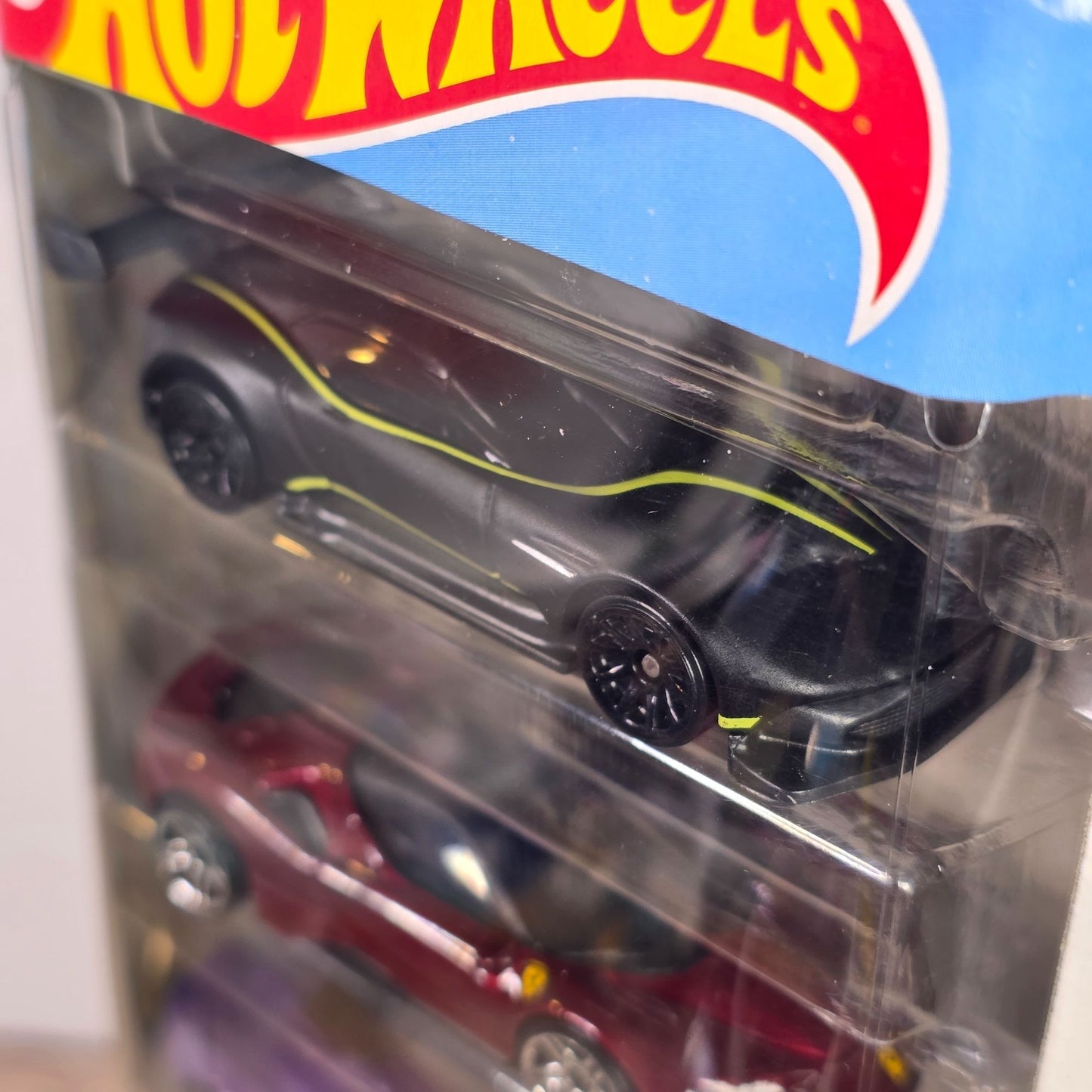 🔥 VHTF FERRARI 🔥 Hot Wheels 2025 HW Motor Show 5-Pack NIP - ASTON LAMBO LOTUS FORD