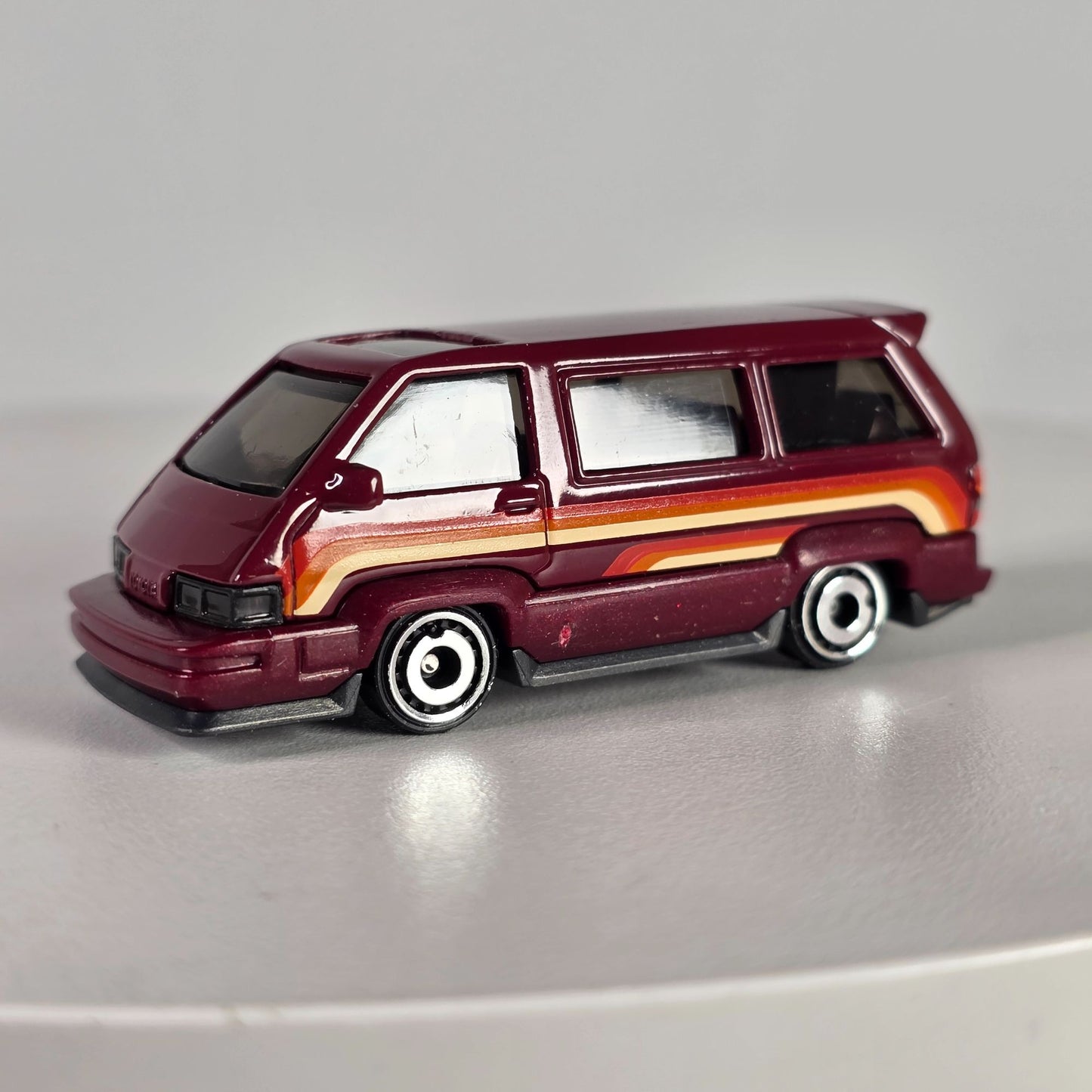 Hot Wheels 2021 86 Toyota Van Red/Orange Die-Cast Collectible Model Car