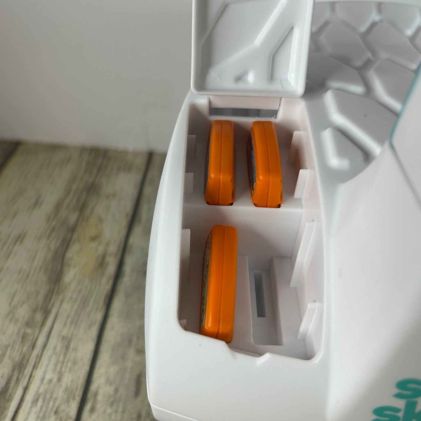 Smart Sketcher 2.0 Project & Sketch Drawing Art Activity Set For Ages 5-15 W/ 3 Carts