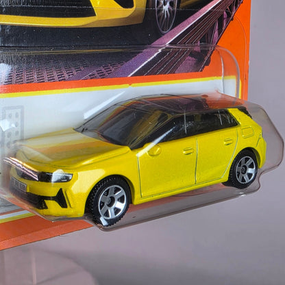 🔥 Matchbox 2022 Opel Astra 87/100 Yellow 2024 Mainline Collectors Car New 🔥