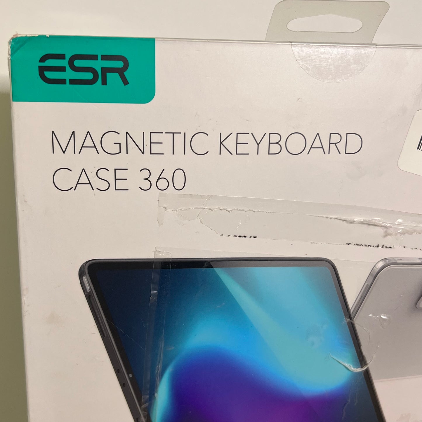 ESR Magnetic Keyboard Case 360 Rebound Series Bluetooth Wireless Keyboard iPad Pro 13 2024