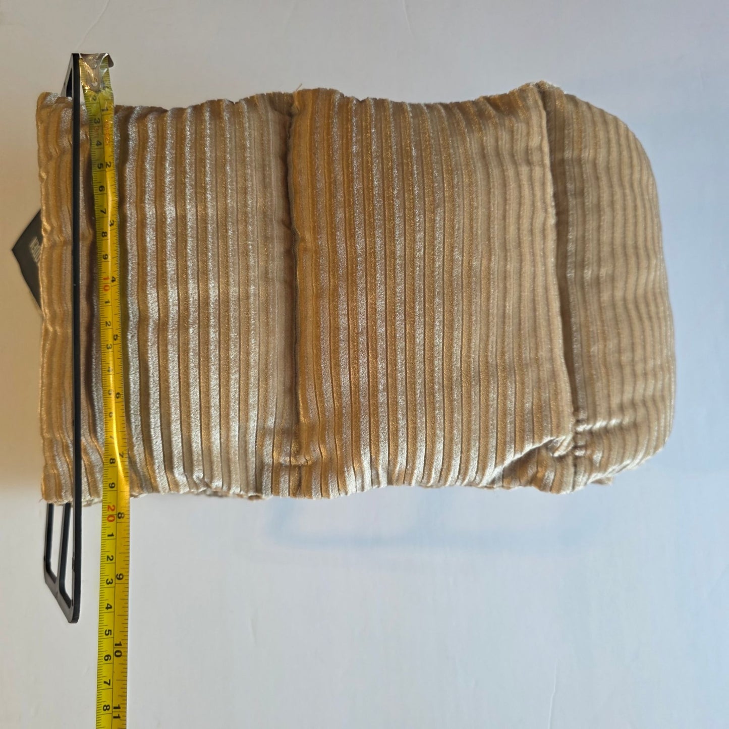 Steve Madden Ribbed Puffer Scarf Gold Tan Pocket NWT Womens One Size