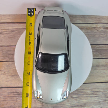 2003 Hot Wheels Porsche 911 GT3 Diecast Model Car 1:18 Scale Silver Collectible Display